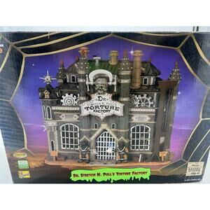 LEMAX Spooky Town Dr. Stretch N. Pull's Torture Factory Halloween Village 2004